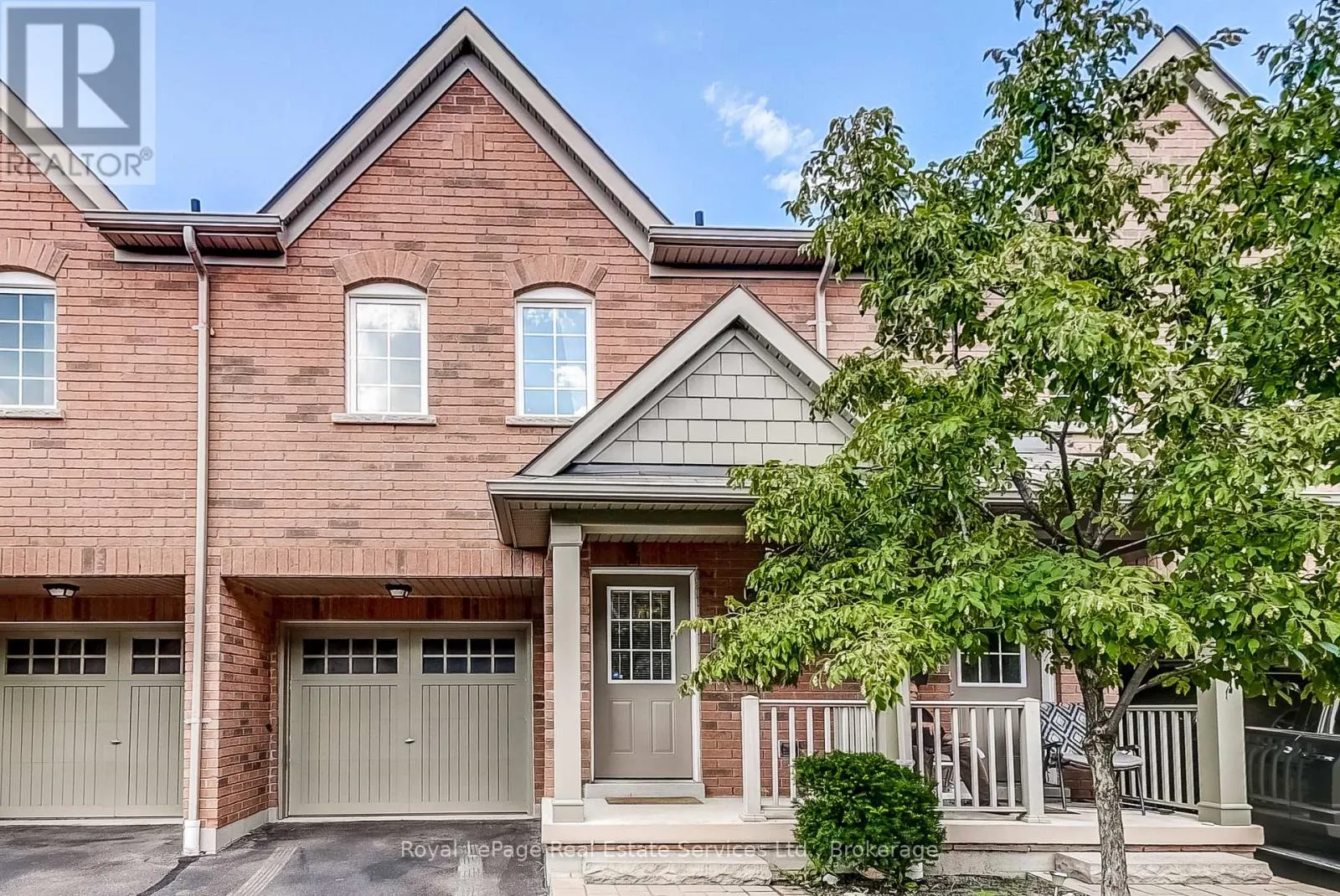 22 - 233 DUSKYWING WAY, #22