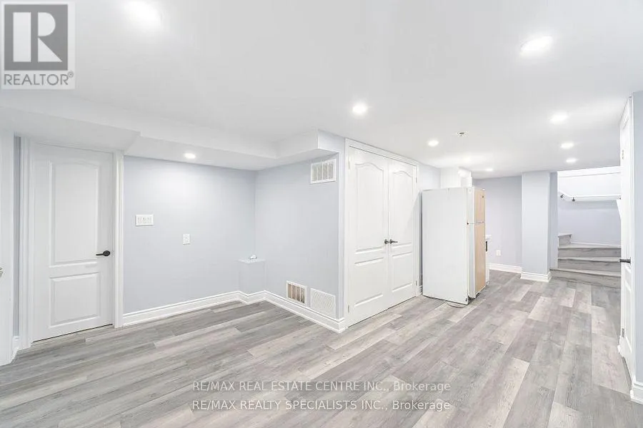 LOWER - 13 CALEDON CRESCENT