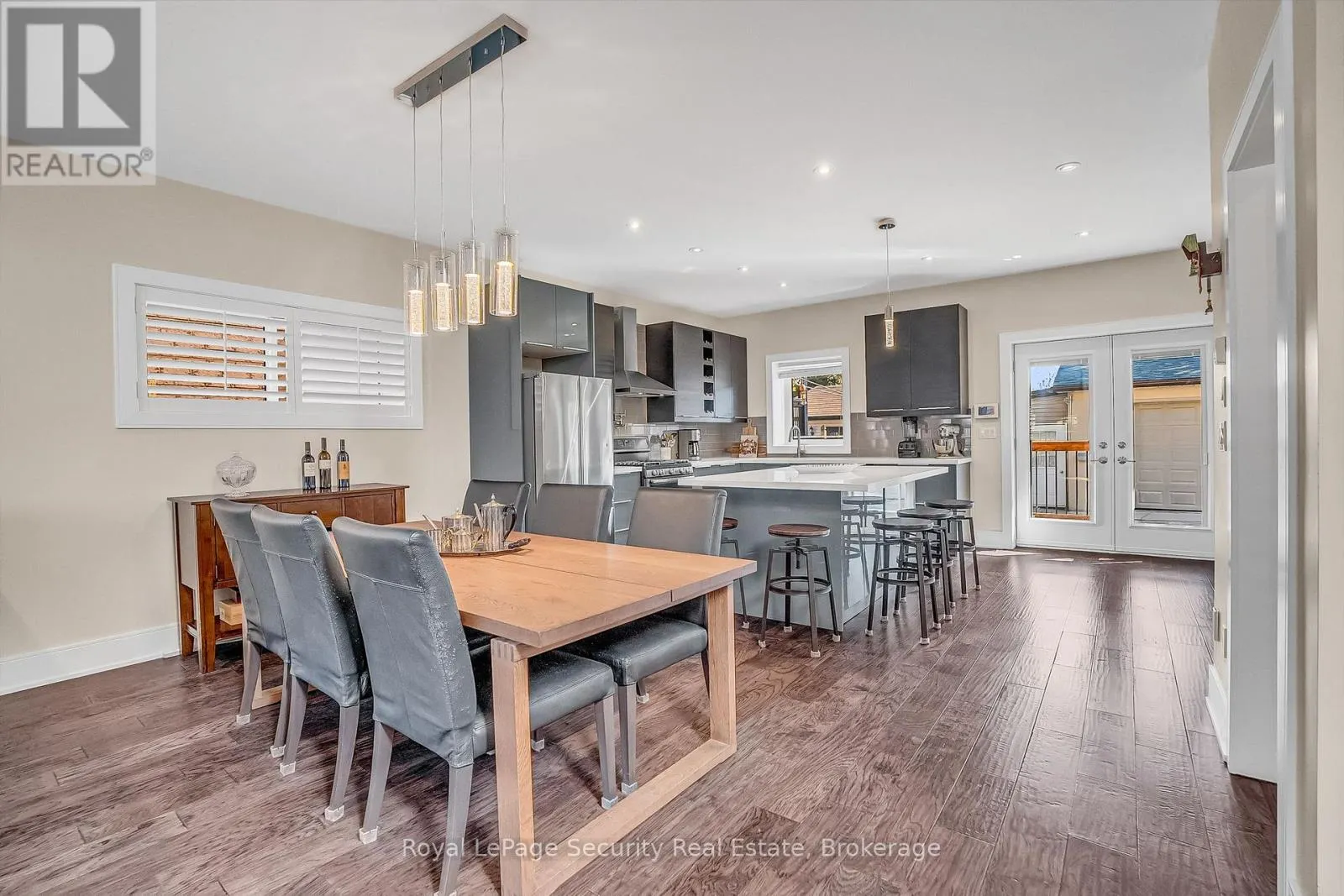 7 AVALON AVENUE