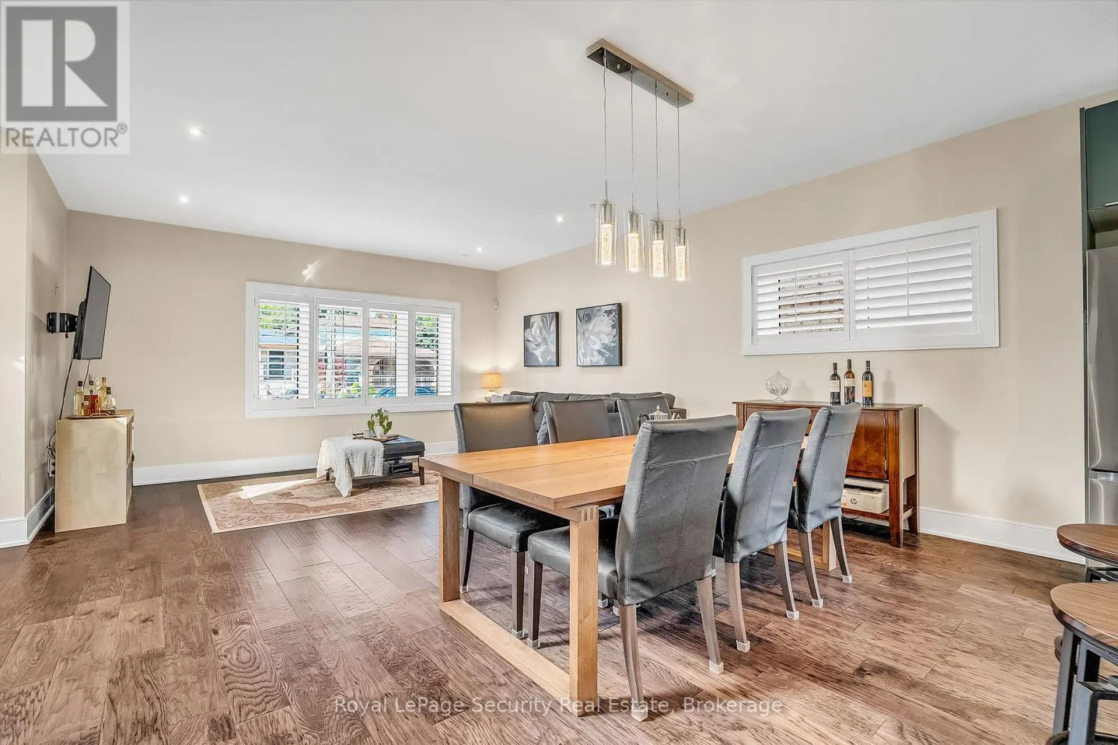 7 AVALON AVENUE