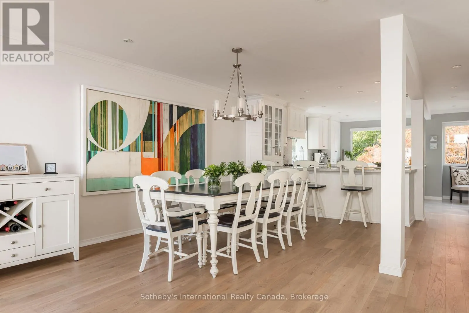 2068 WATER'S EDGE DRIVE