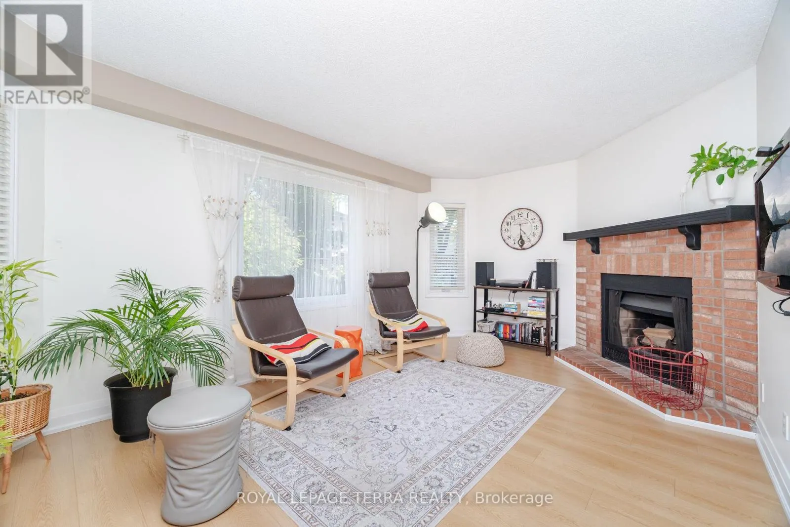 3541 NUTCRACKER DRIVE