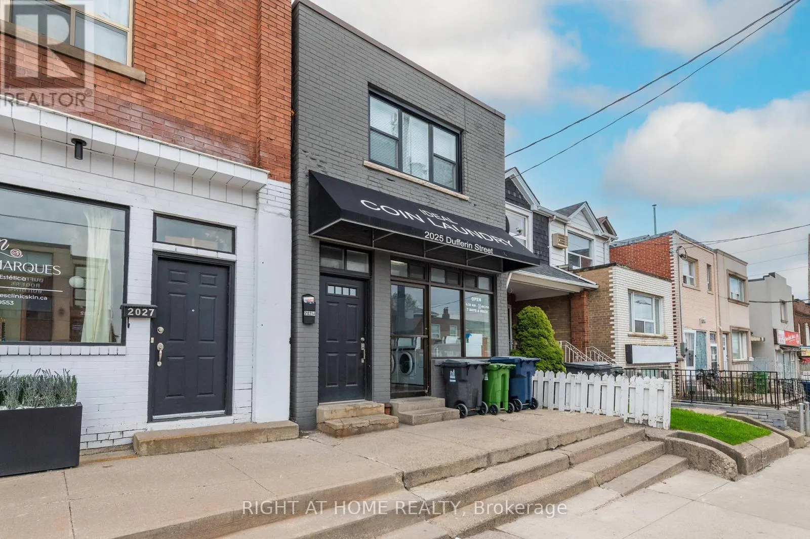2025 DUFFERIN STREET