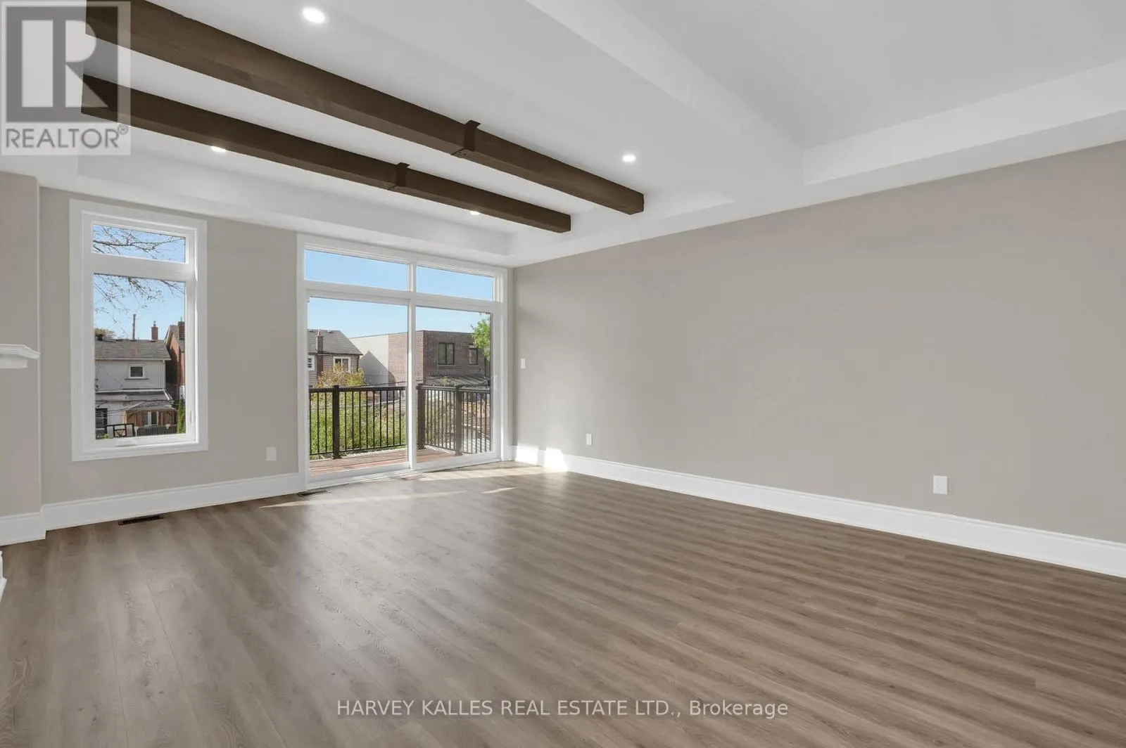 MAIN & 2ND - 19 LAMBTON AVENUE