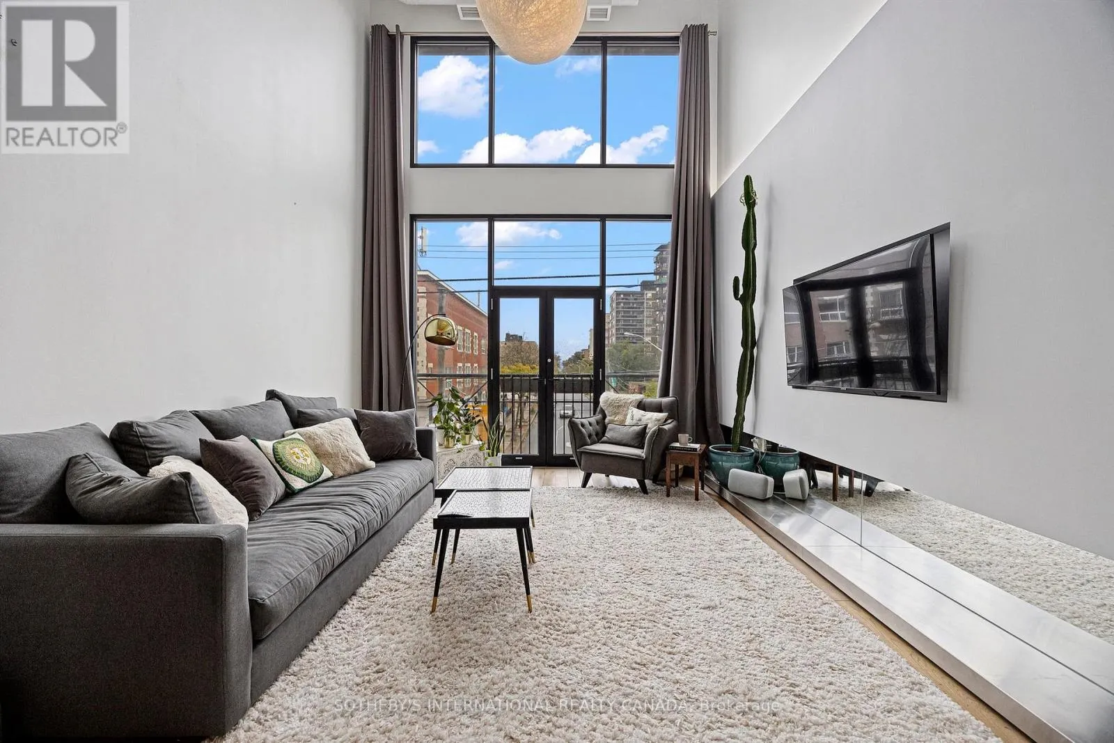 203 - 1478 QUEEN ST W STREET