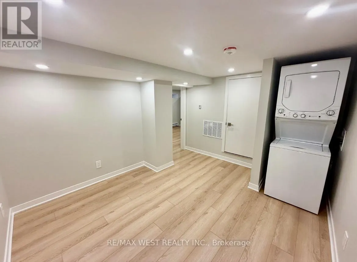 BSMT - 10 VIMY AVENUE