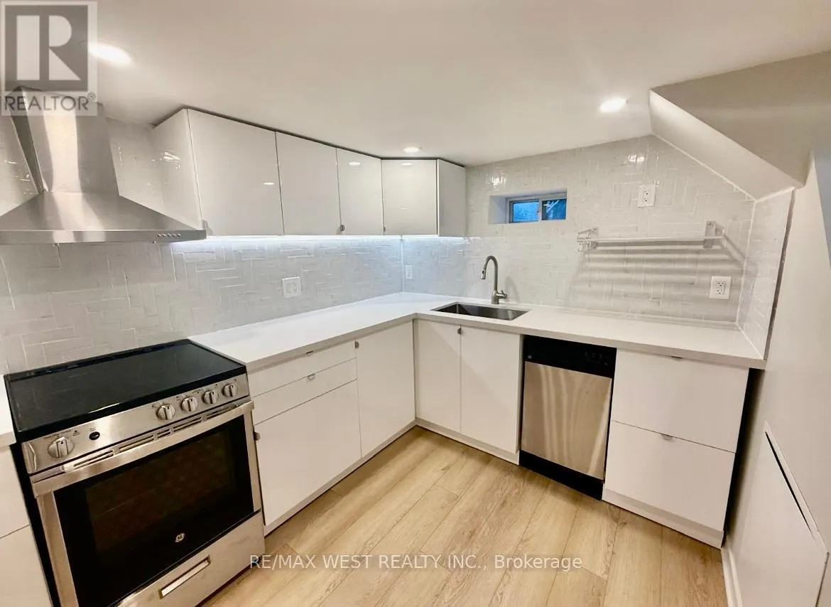 BSMT - 10 VIMY AVENUE