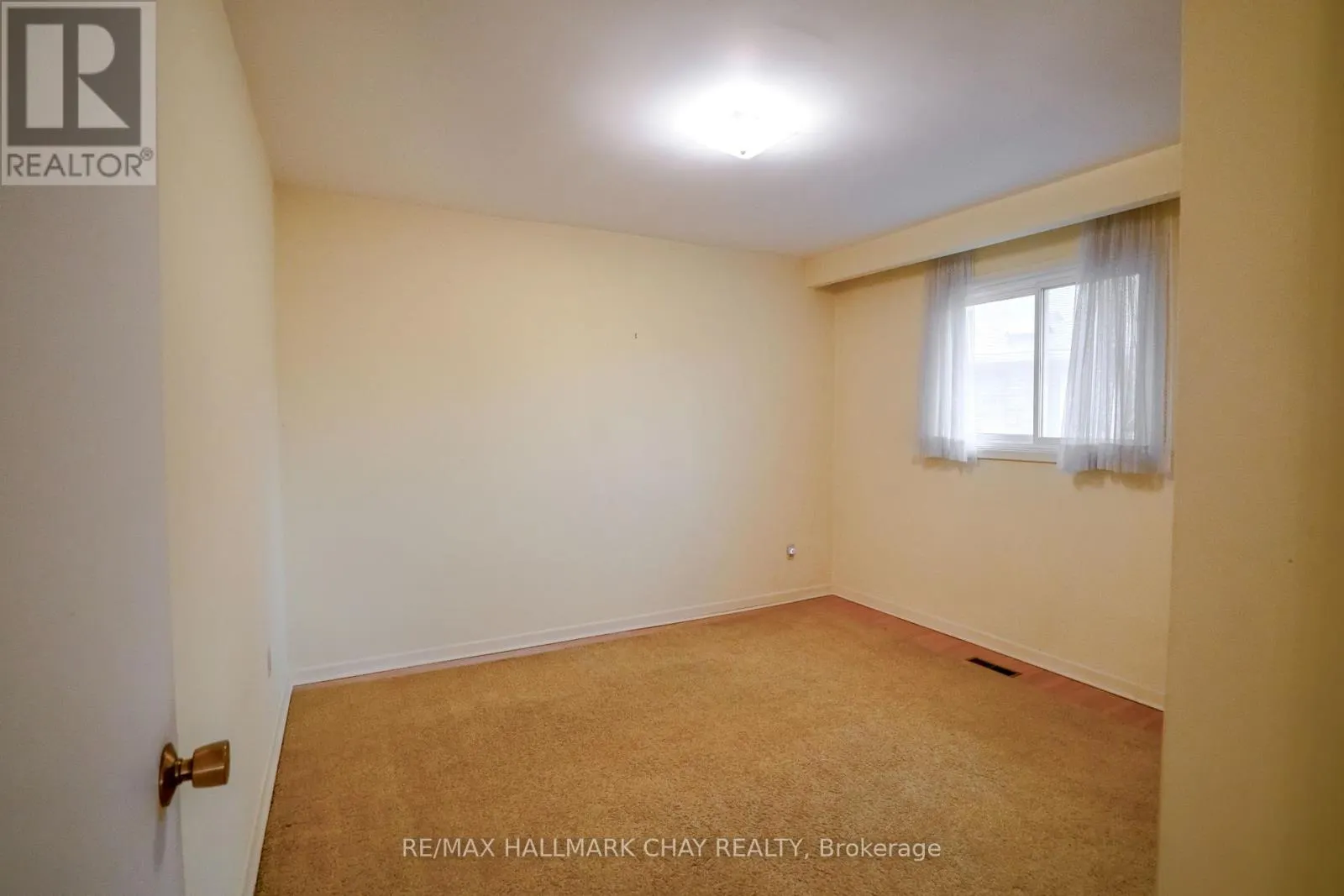 3 ALICEWOOD COURT