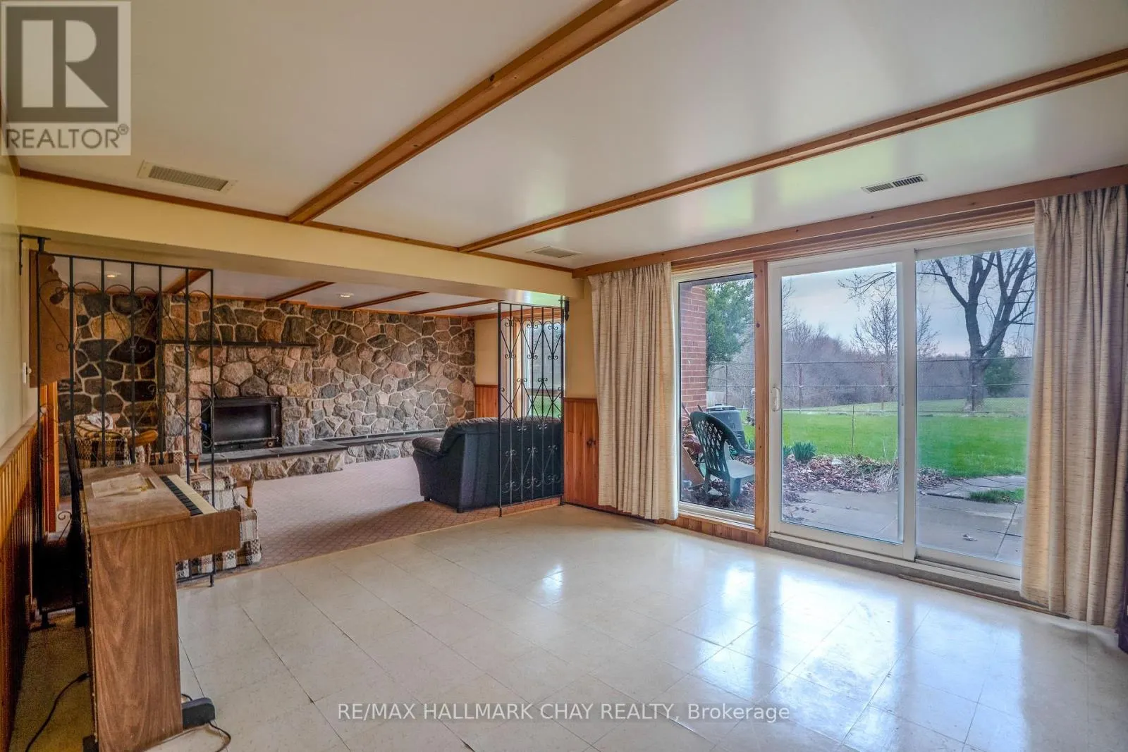 3 ALICEWOOD COURT
