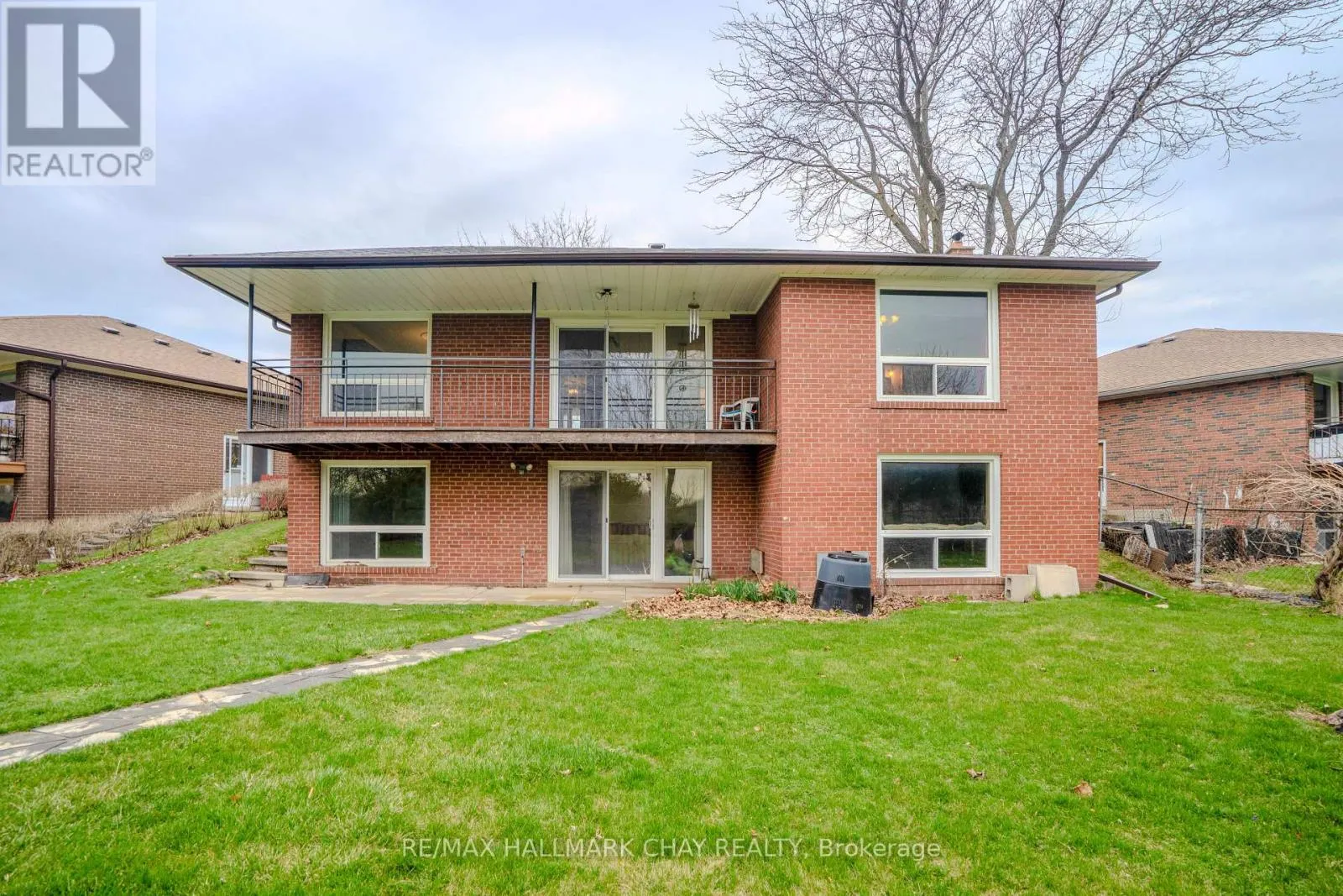 3 ALICEWOOD COURT
