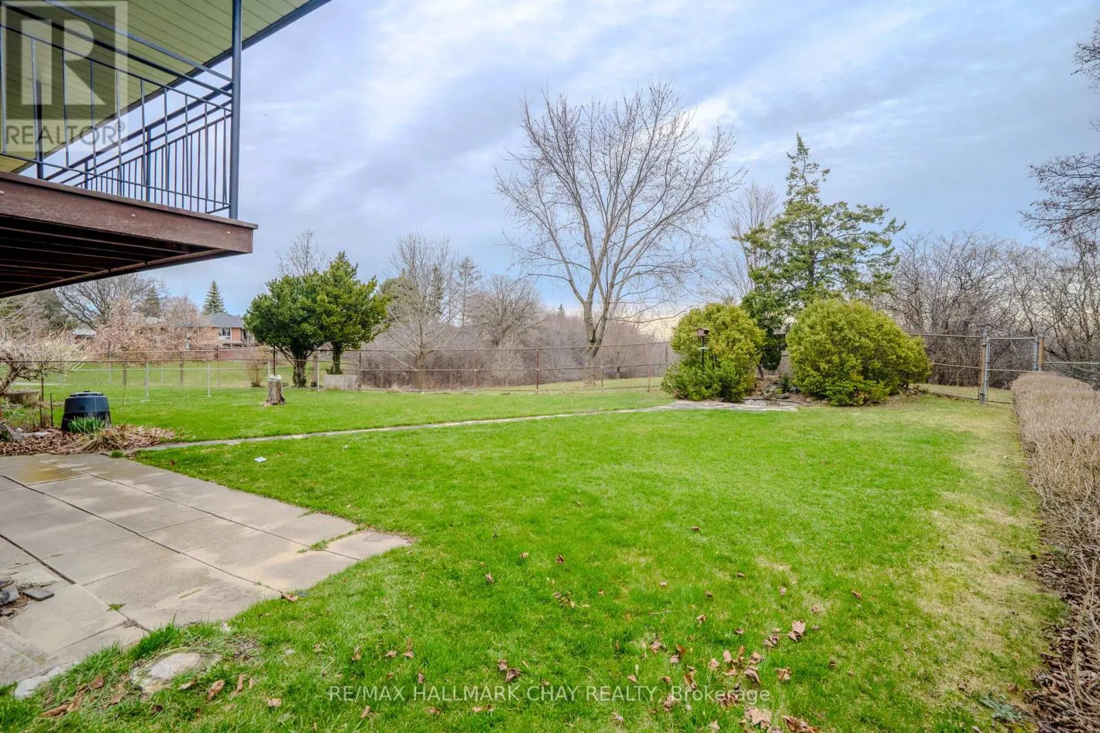 3 ALICEWOOD COURT