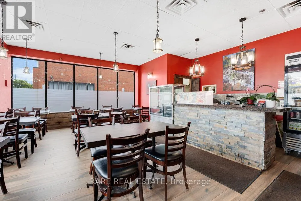 6 - 4801 STEELES AVENUE W