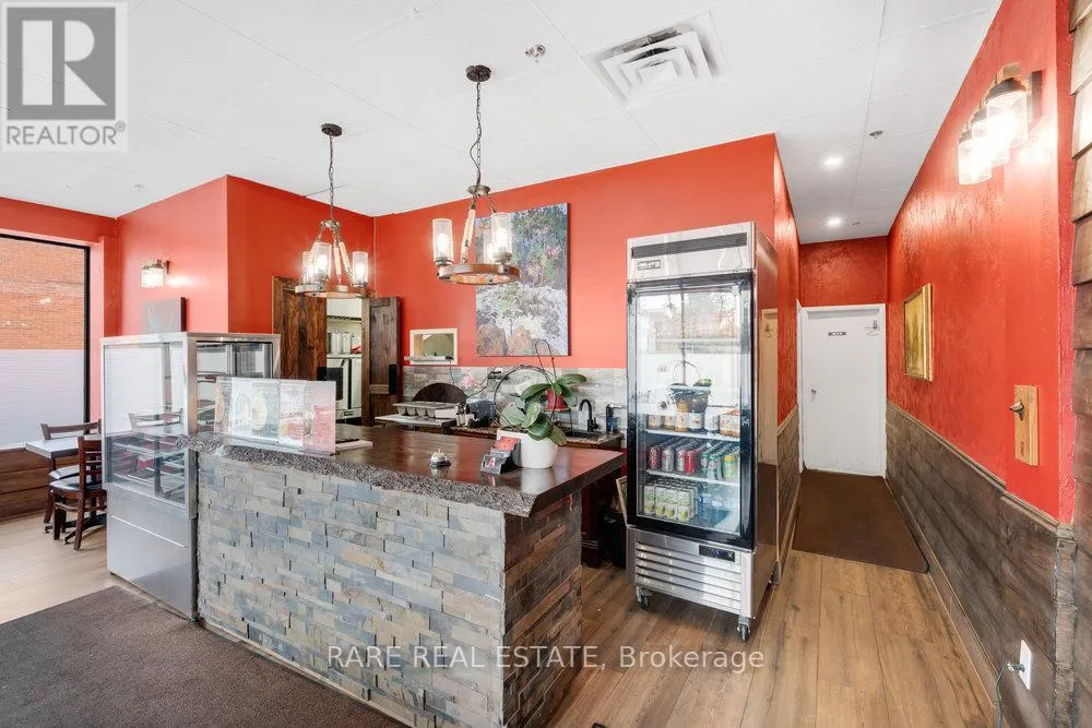 6 - 4801 STEELES AVENUE W