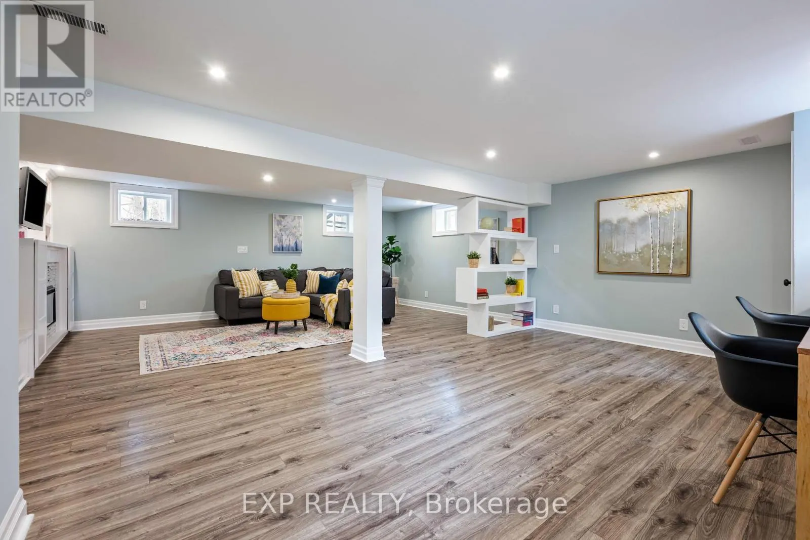 21 VETERANS WAY