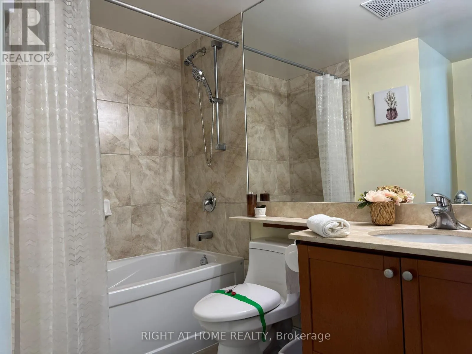 1101 - 50 ABSOLUTE AVENUE