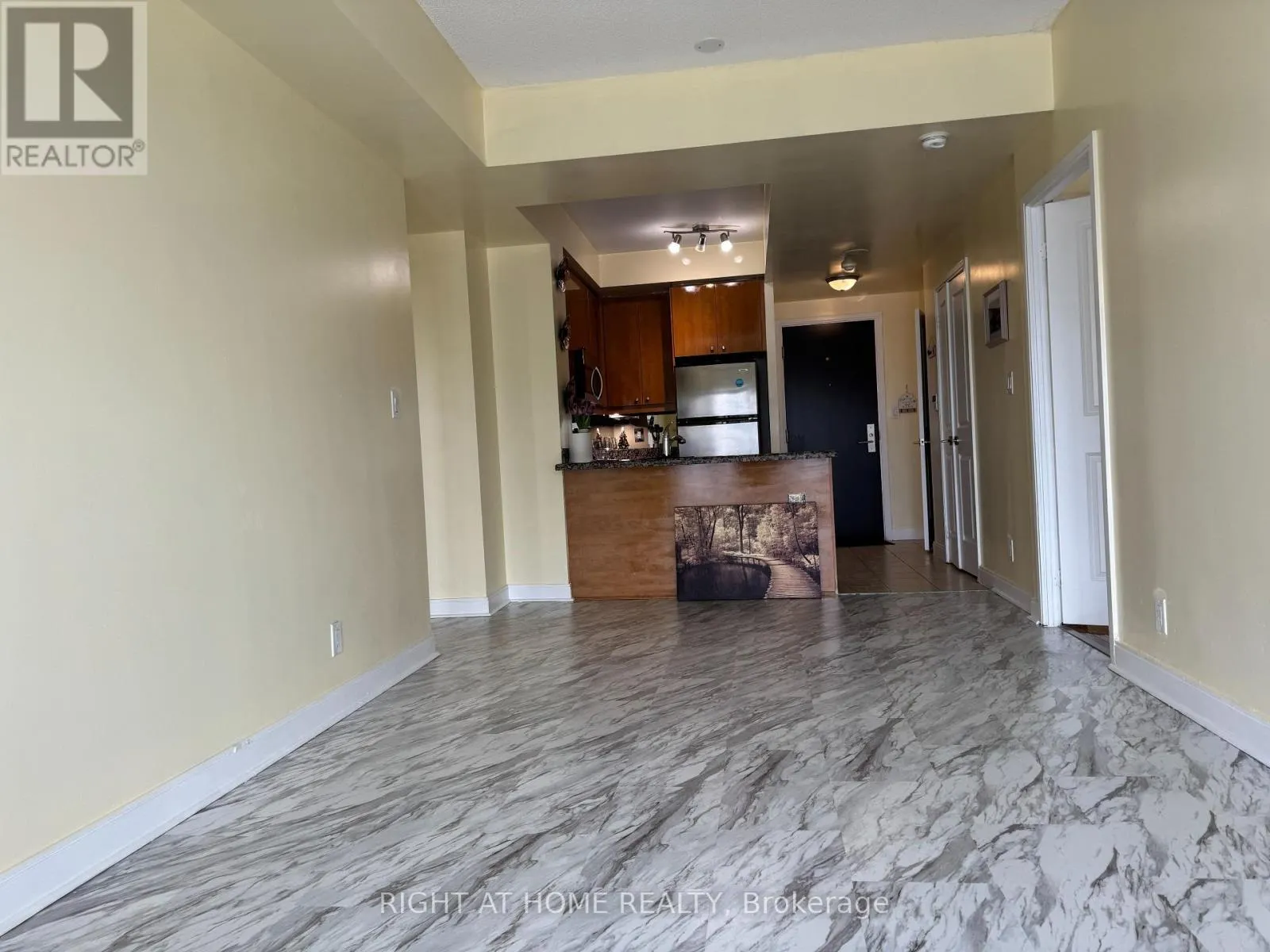 1101 - 50 ABSOLUTE AVENUE