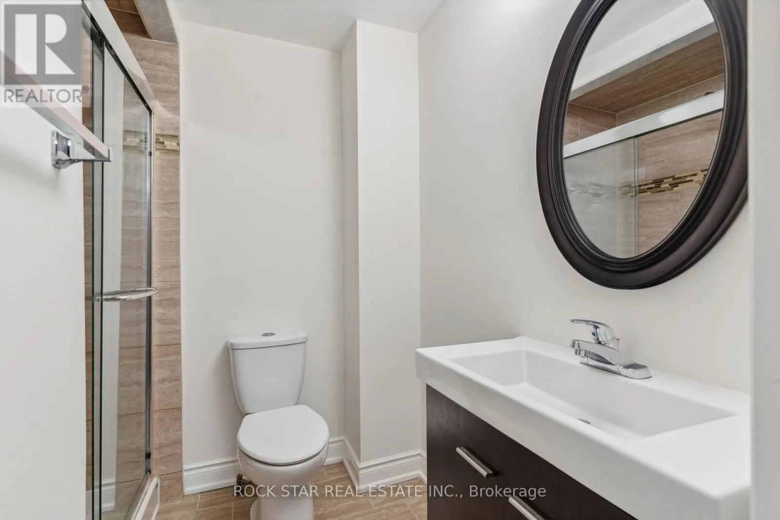 LOWER - 3675 GLENCOLIN COURT