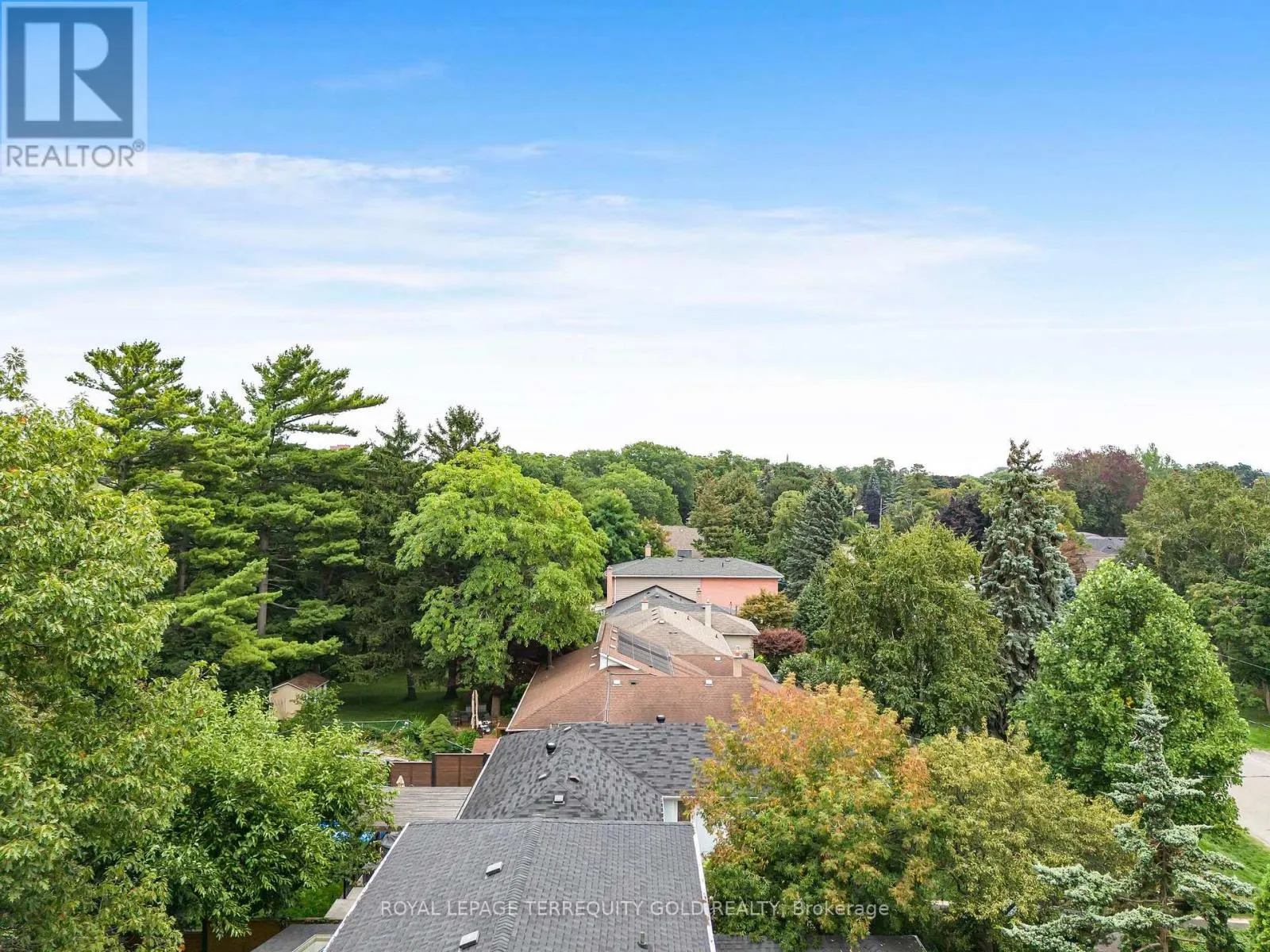 327 RIVER SIDE DRIVE