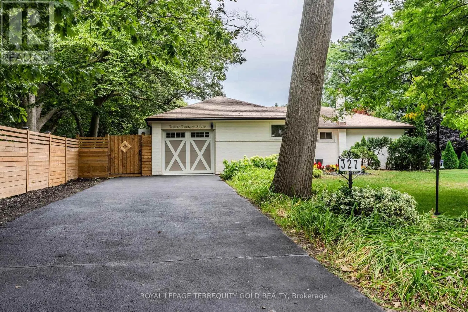 327 RIVER SIDE DRIVE