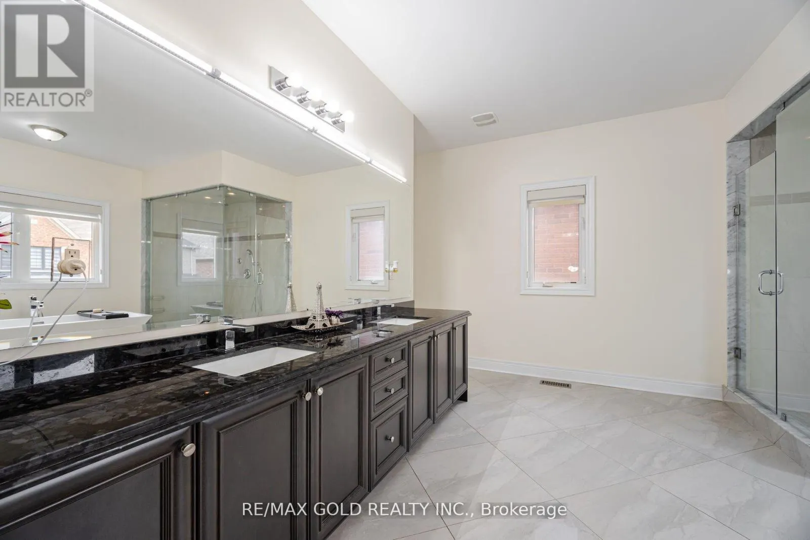 106 RISING HILL RIDGE