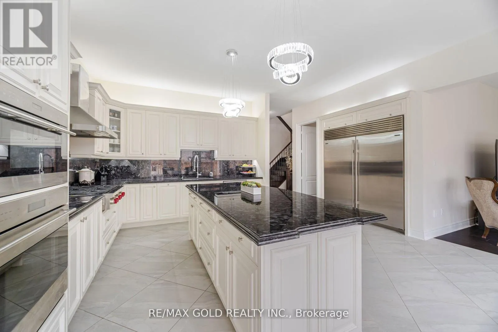 106 RISING HILL RIDGE