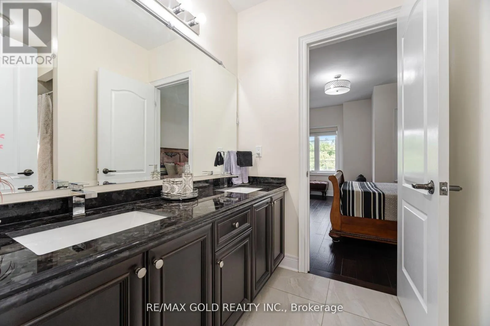 106 RISING HILL RIDGE