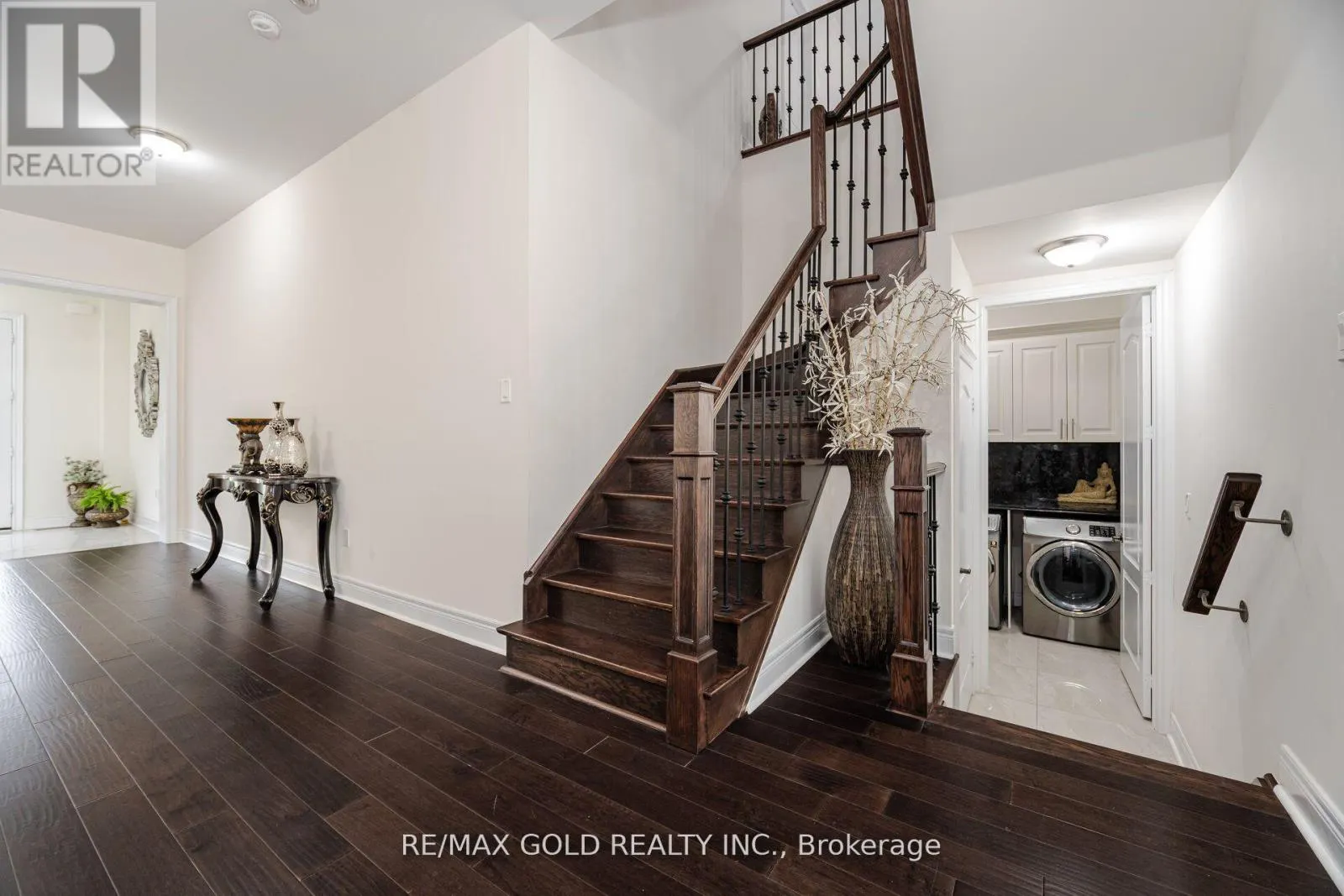 106 RISING HILL RIDGE