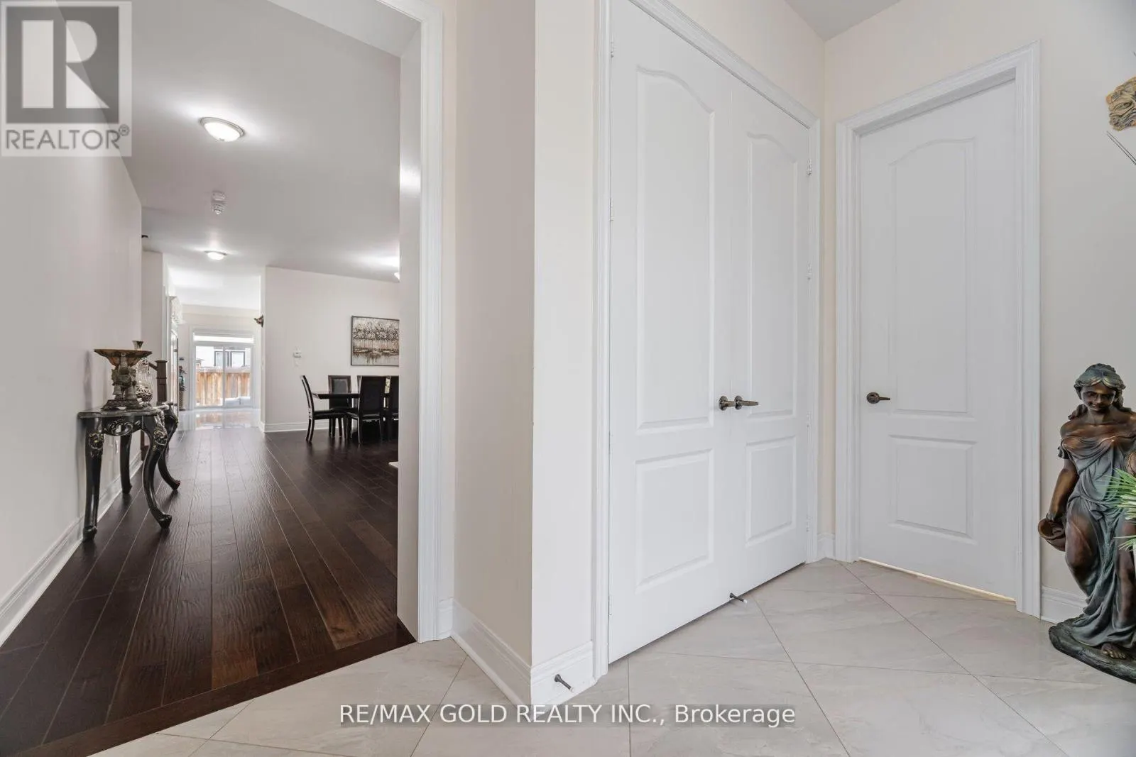 106 RISING HILL RIDGE
