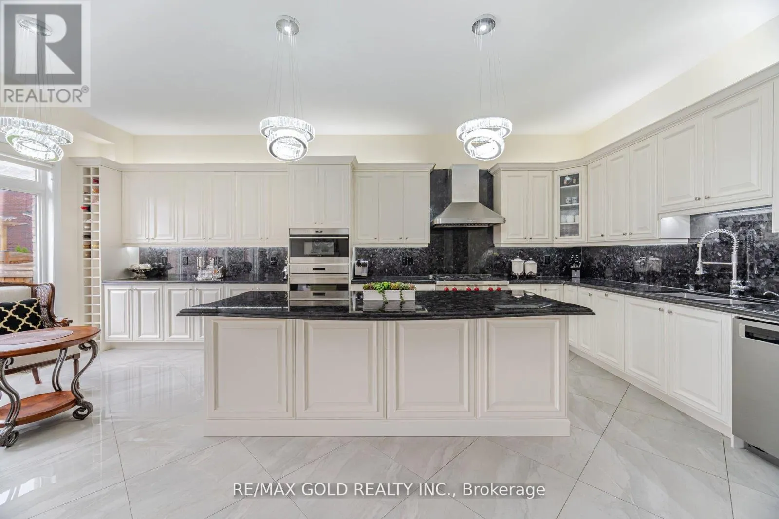 106 RISING HILL RIDGE