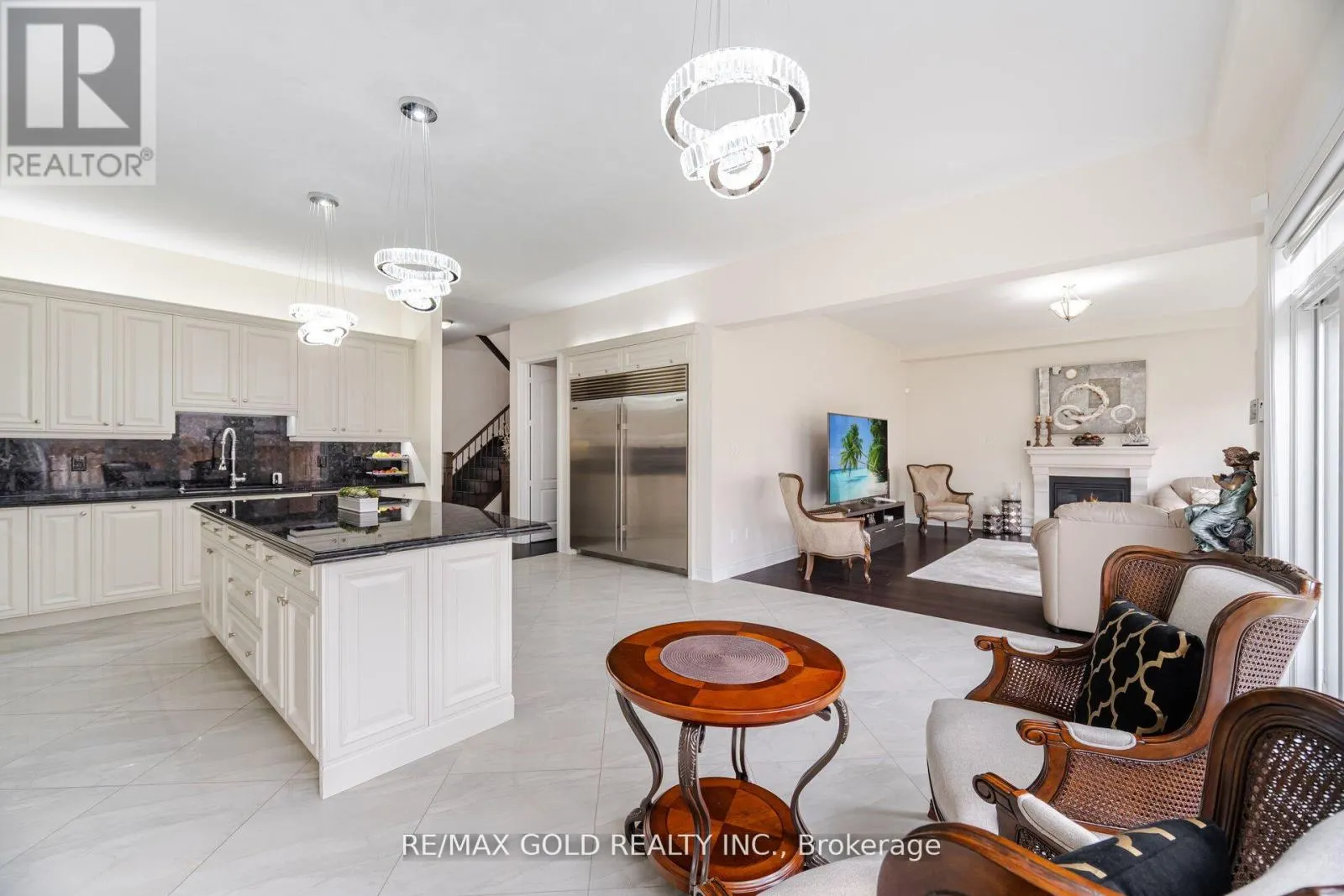 106 RISING HILL RIDGE