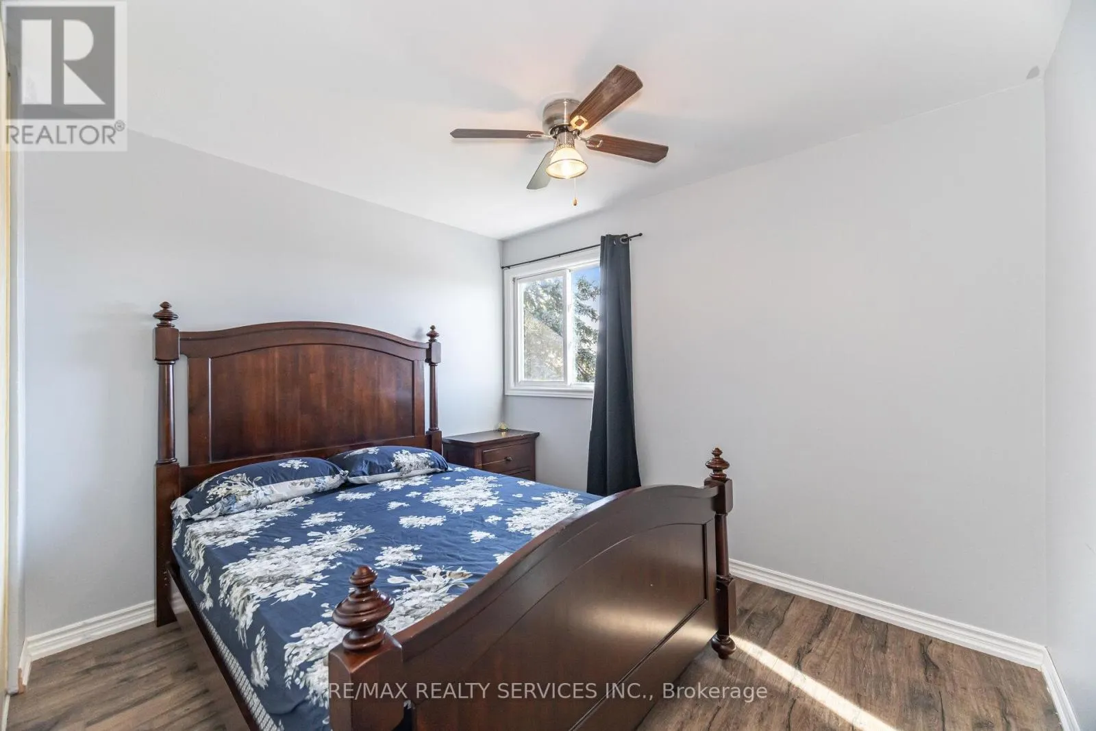 73 BLACKTHORN LANE