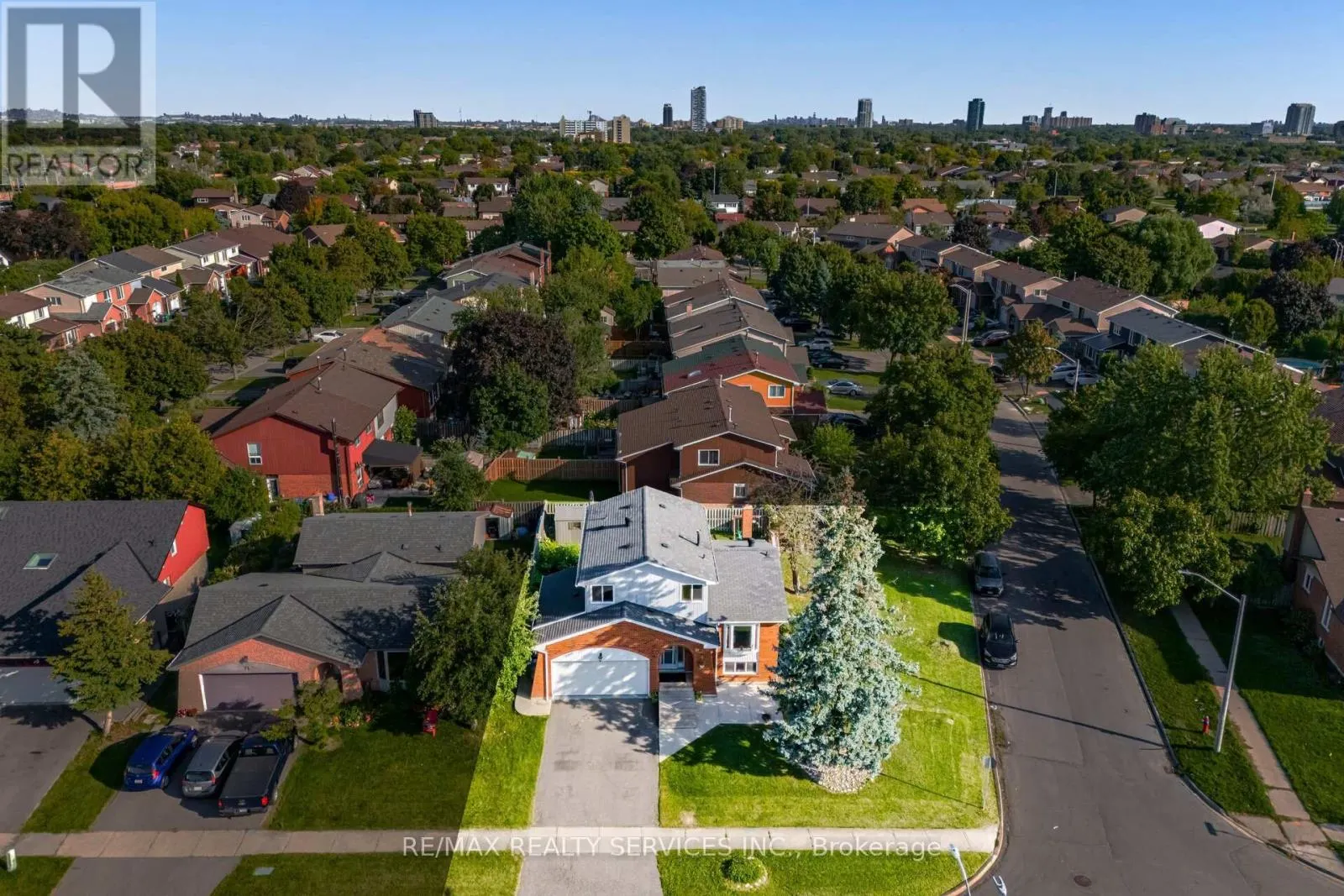 73 BLACKTHORN LANE