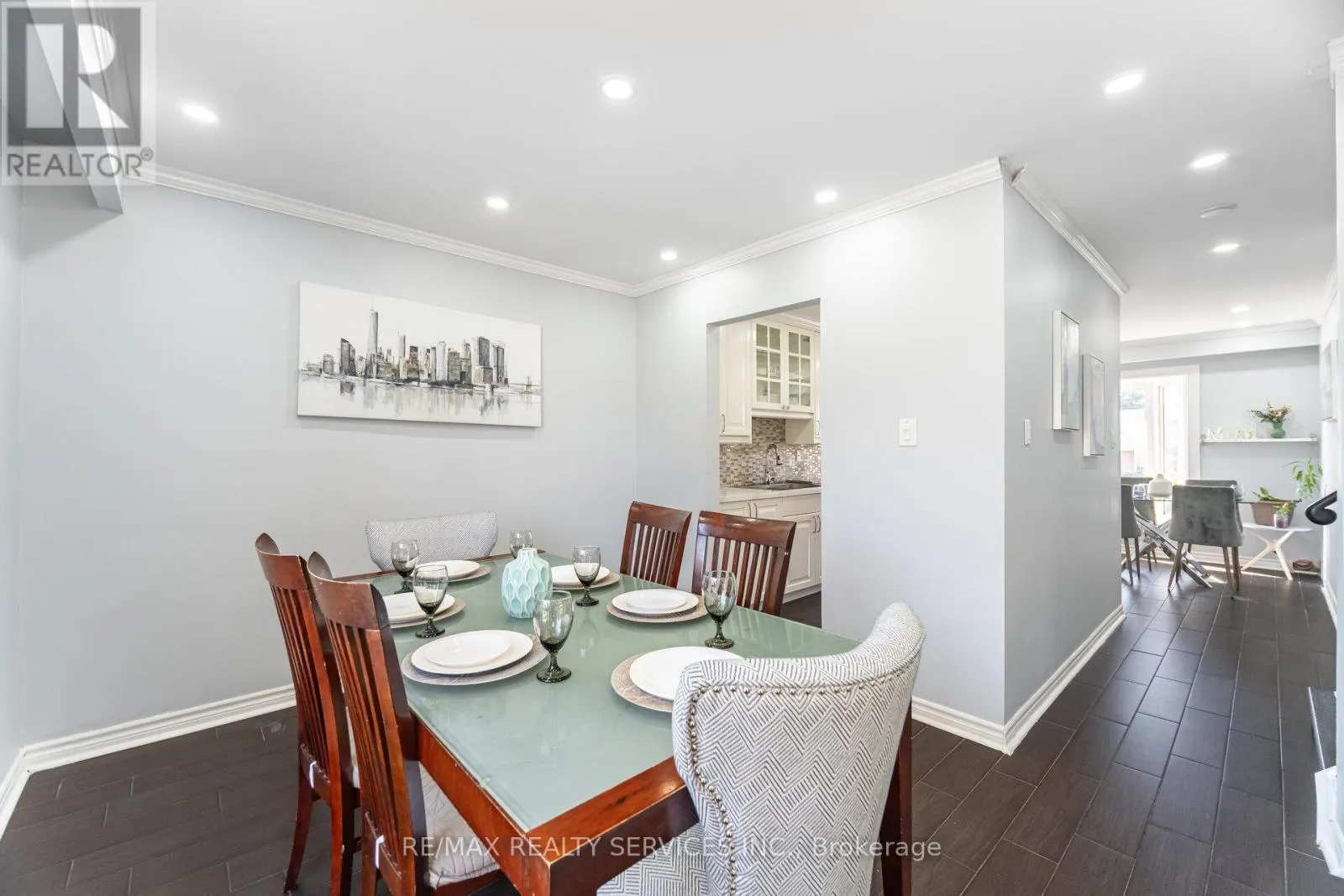 73 BLACKTHORN LANE