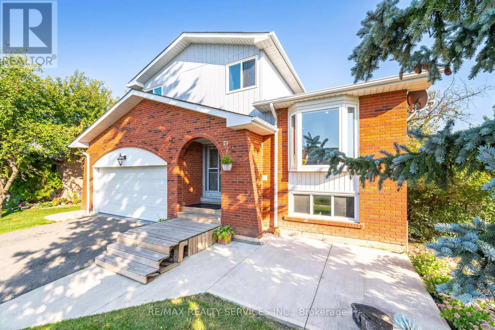 73 BLACKTHORN LANE