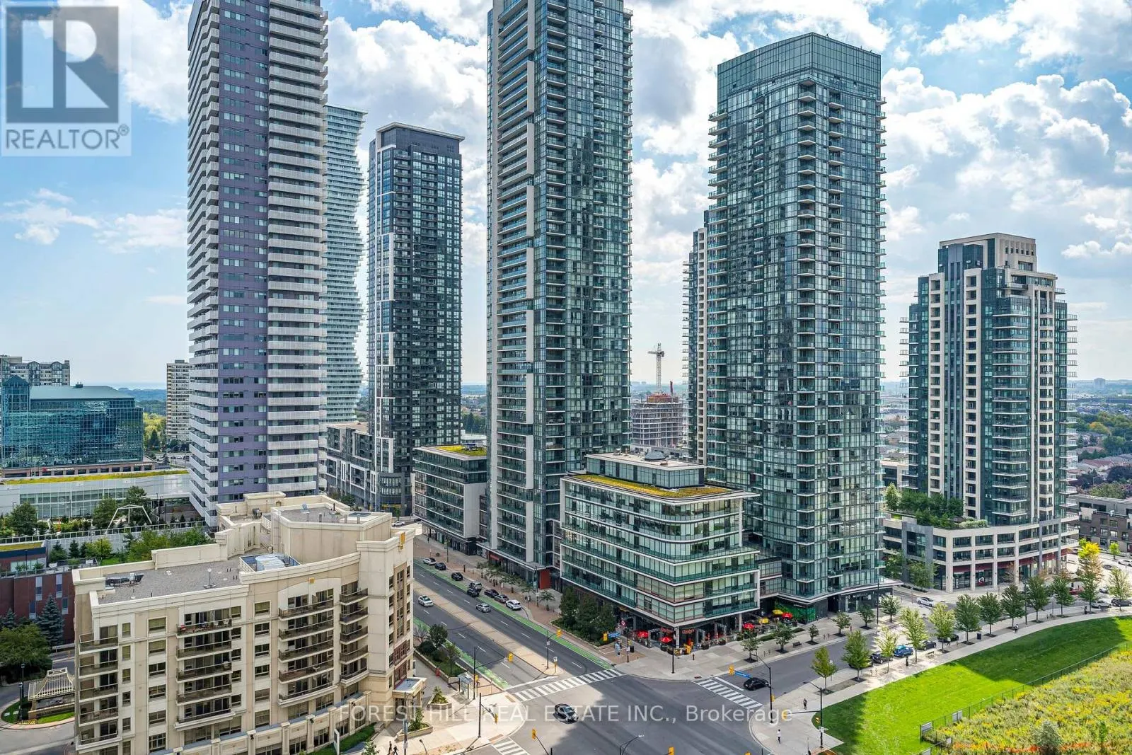 1610 - 388 PRINCE OF WALES DRIVE