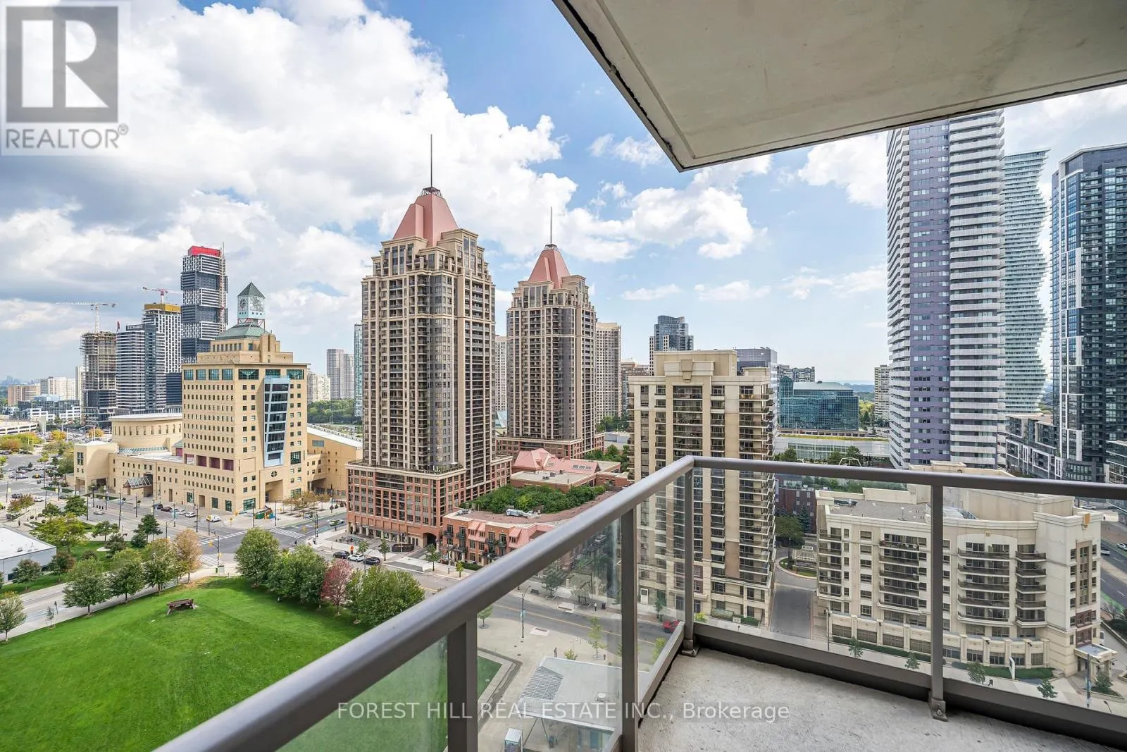 1610 - 388 PRINCE OF WALES DRIVE