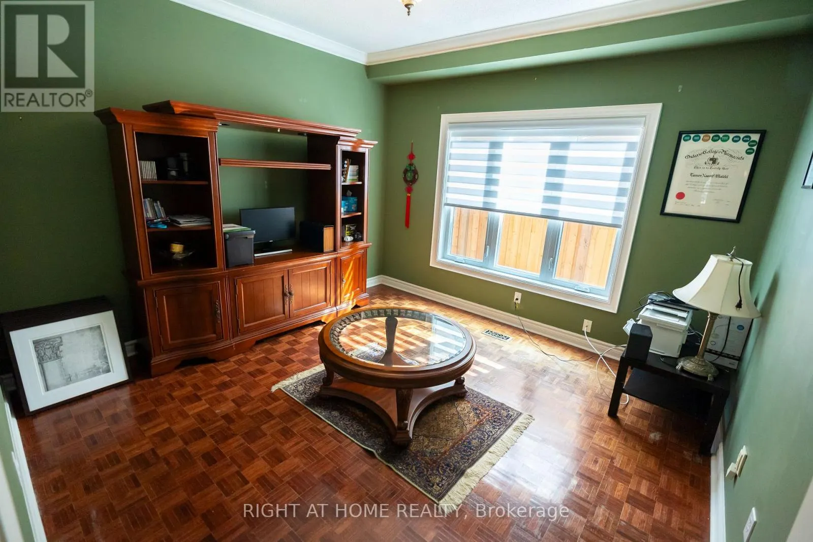 2427 ERIN CENTRE BOULEVARD