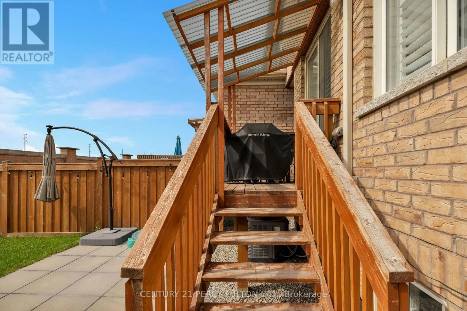 202 SKY HARBOUR DRIVE