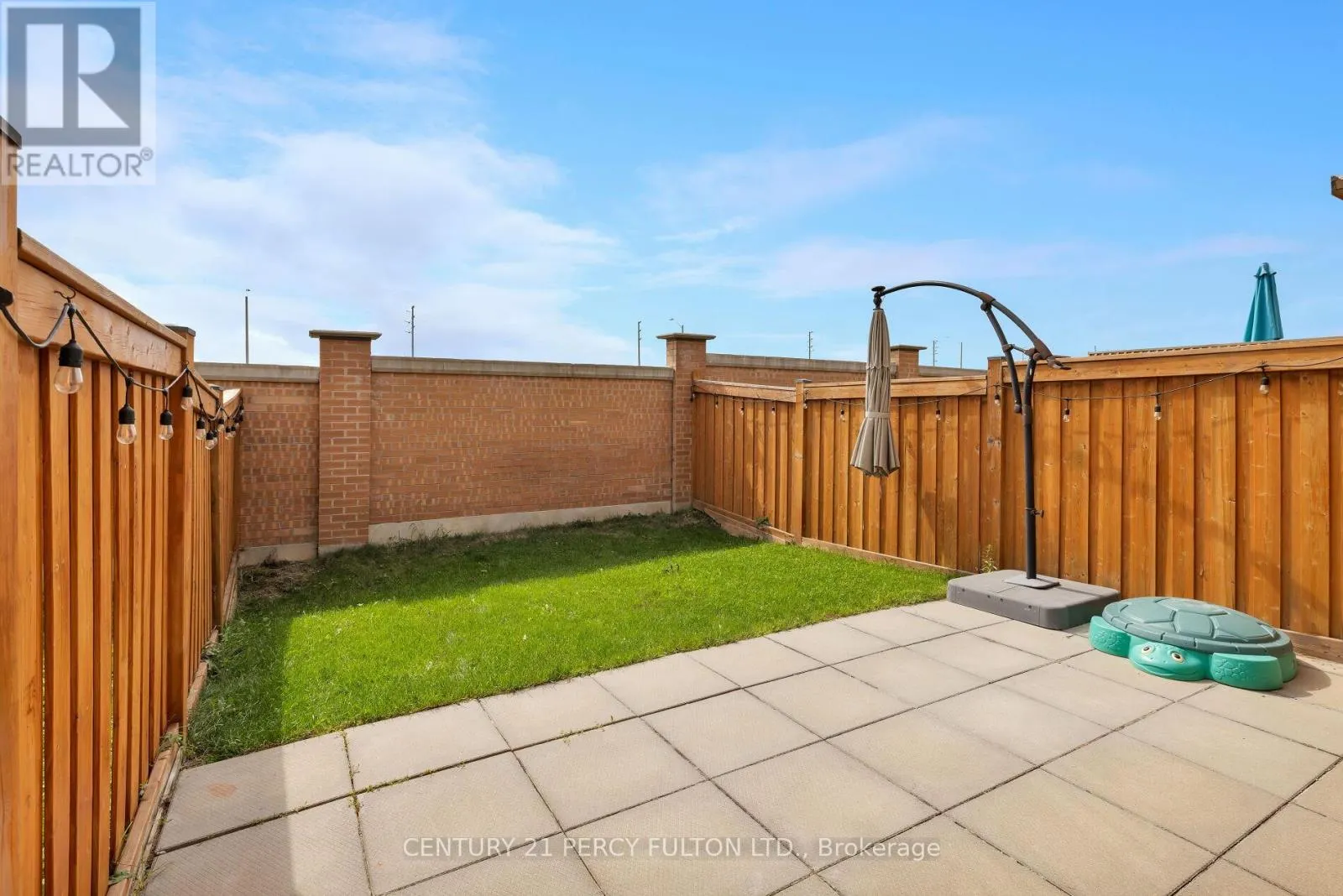 202 SKY HARBOUR DRIVE