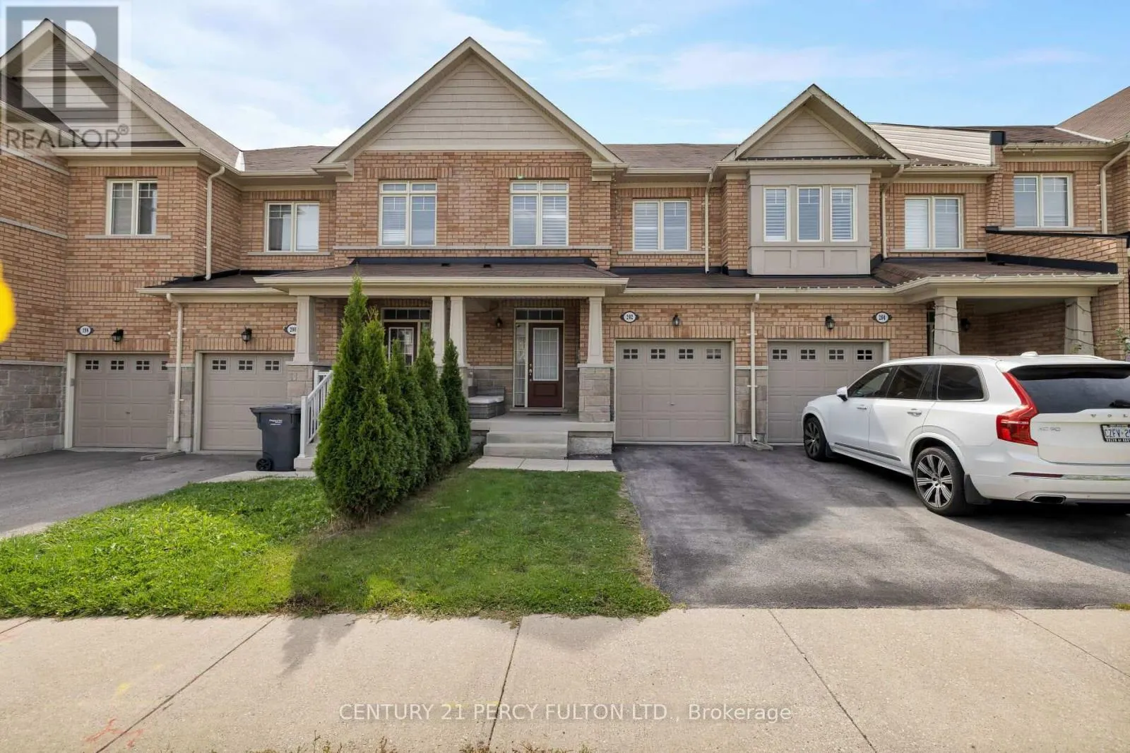 202 SKY HARBOUR DRIVE