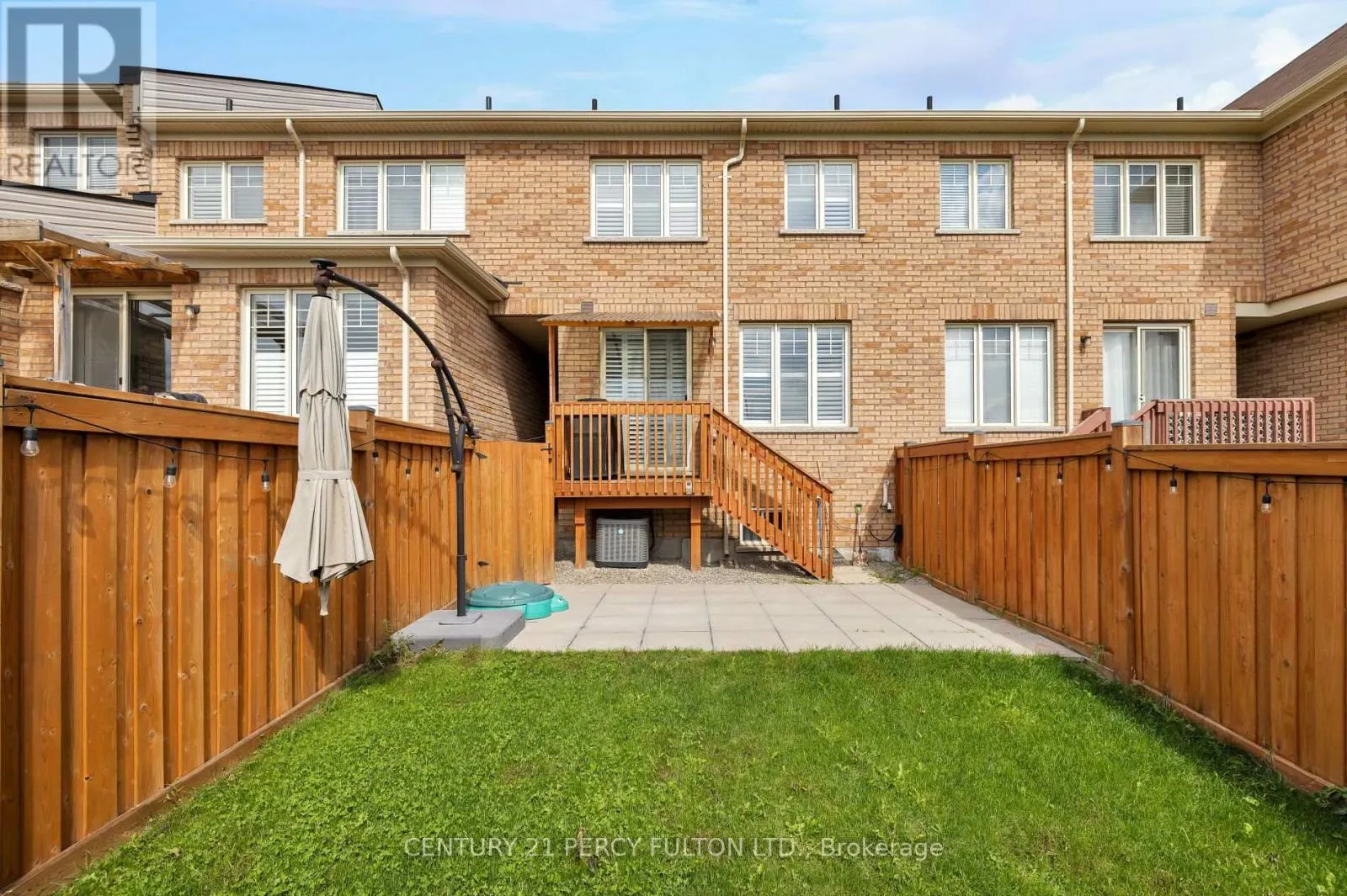 202 SKY HARBOUR DRIVE
