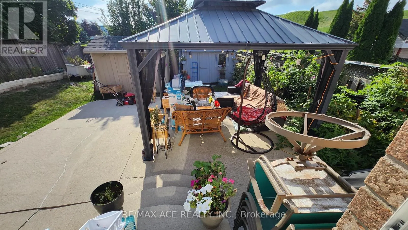 1002 WINDBROOK GROVE