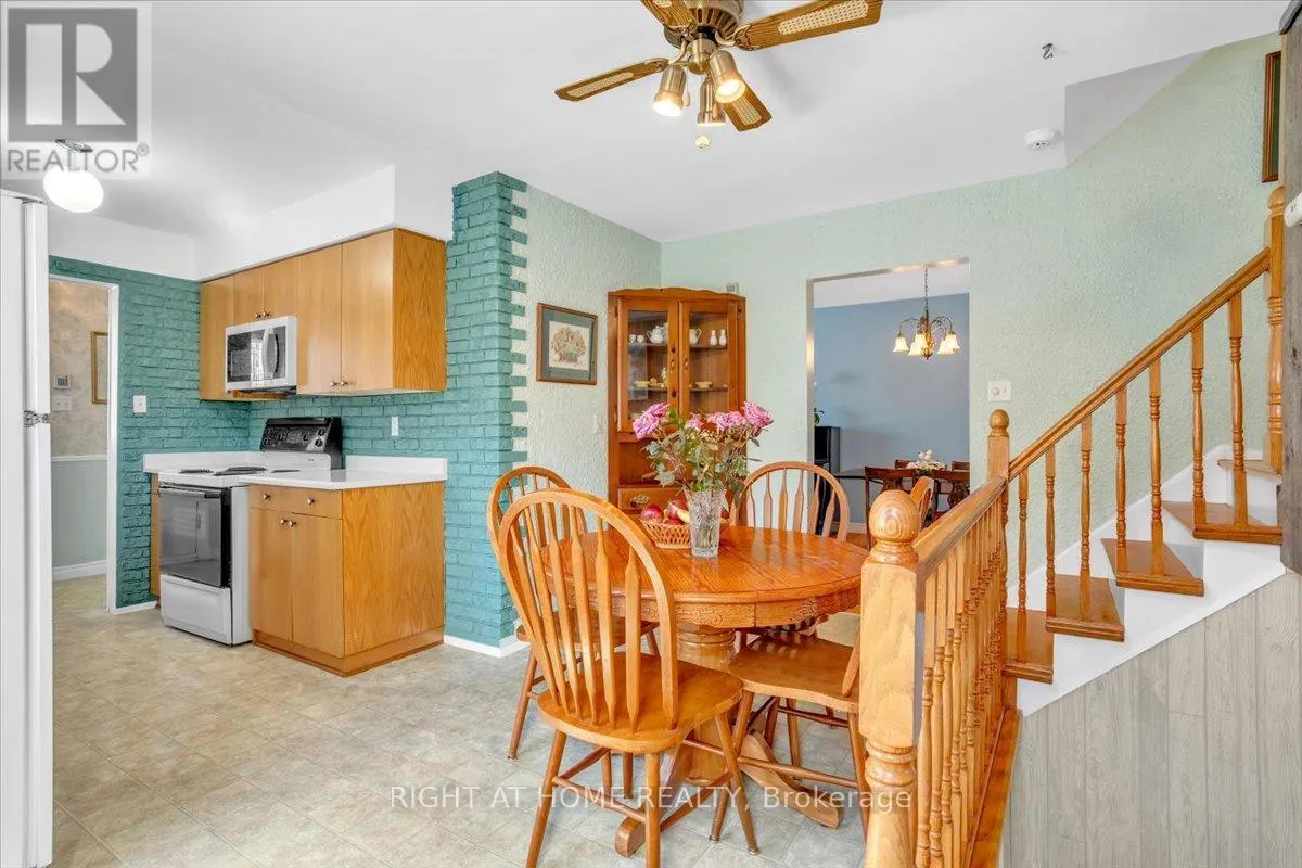 21 WILLIS DRIVE