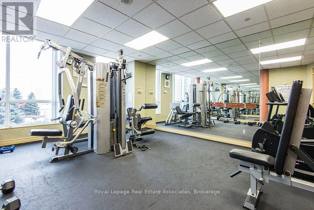 809 - 2585 ERIN CENTRE BOULEVARD