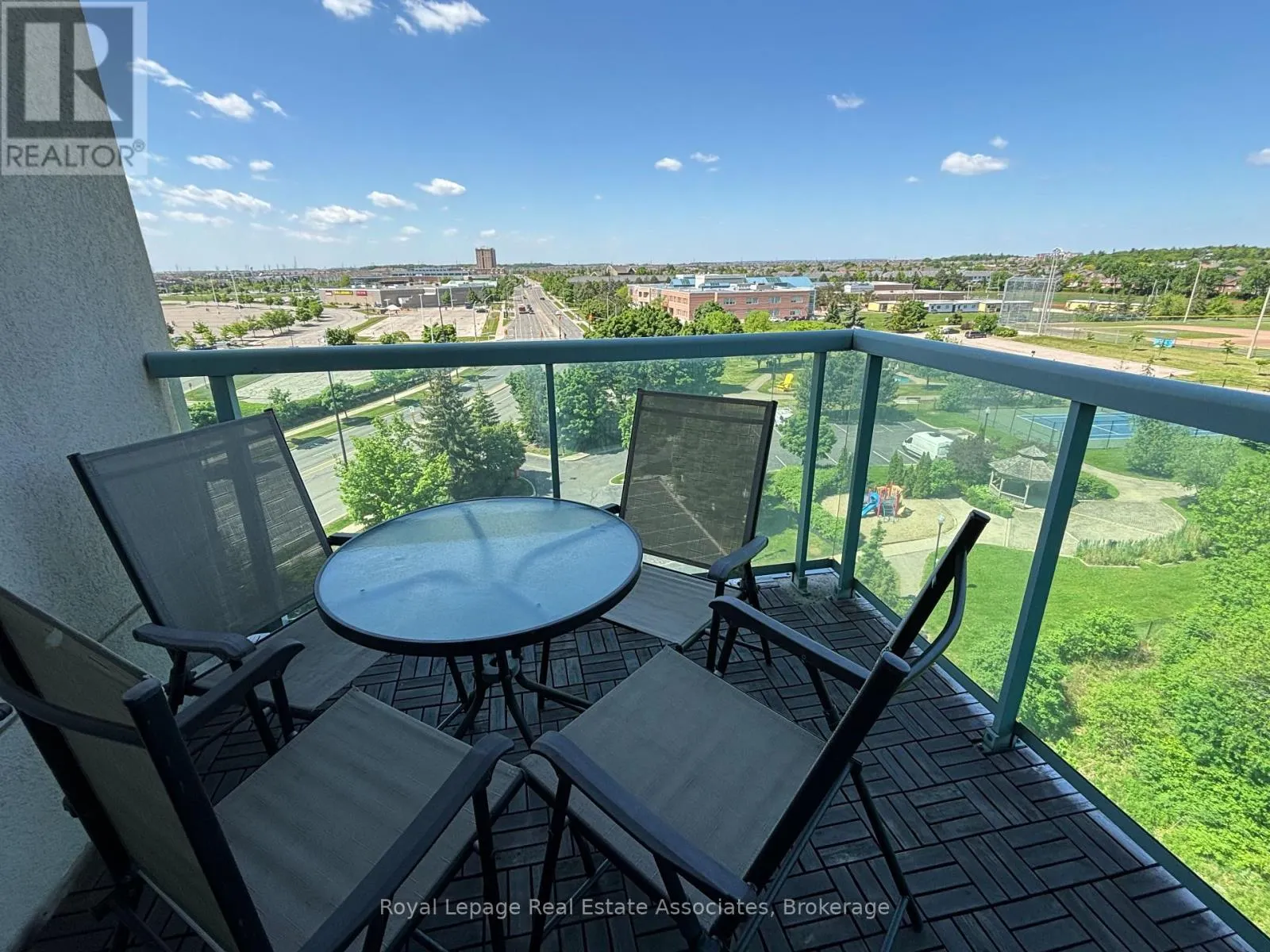 809 - 2585 ERIN CENTRE BOULEVARD