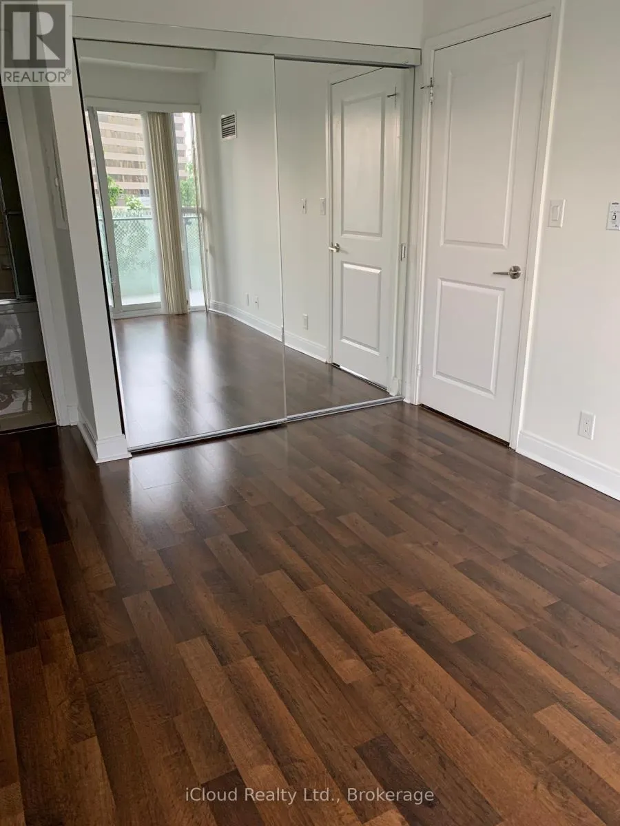 408 - 50 ABSOLUTE AVENUE