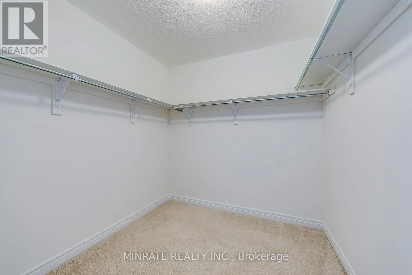 3934 LEONARDO STREET