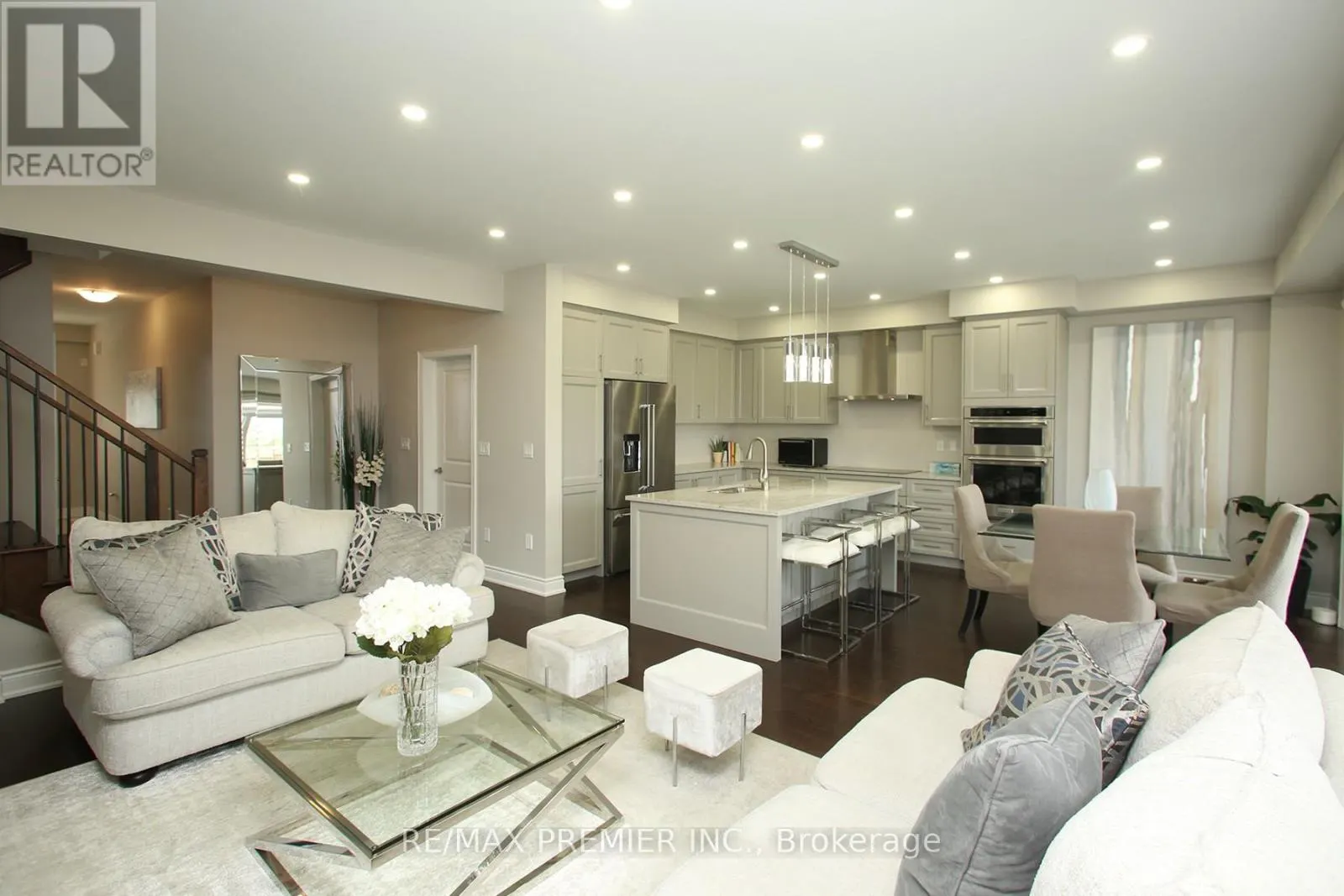 11 TWILLEY ROAD