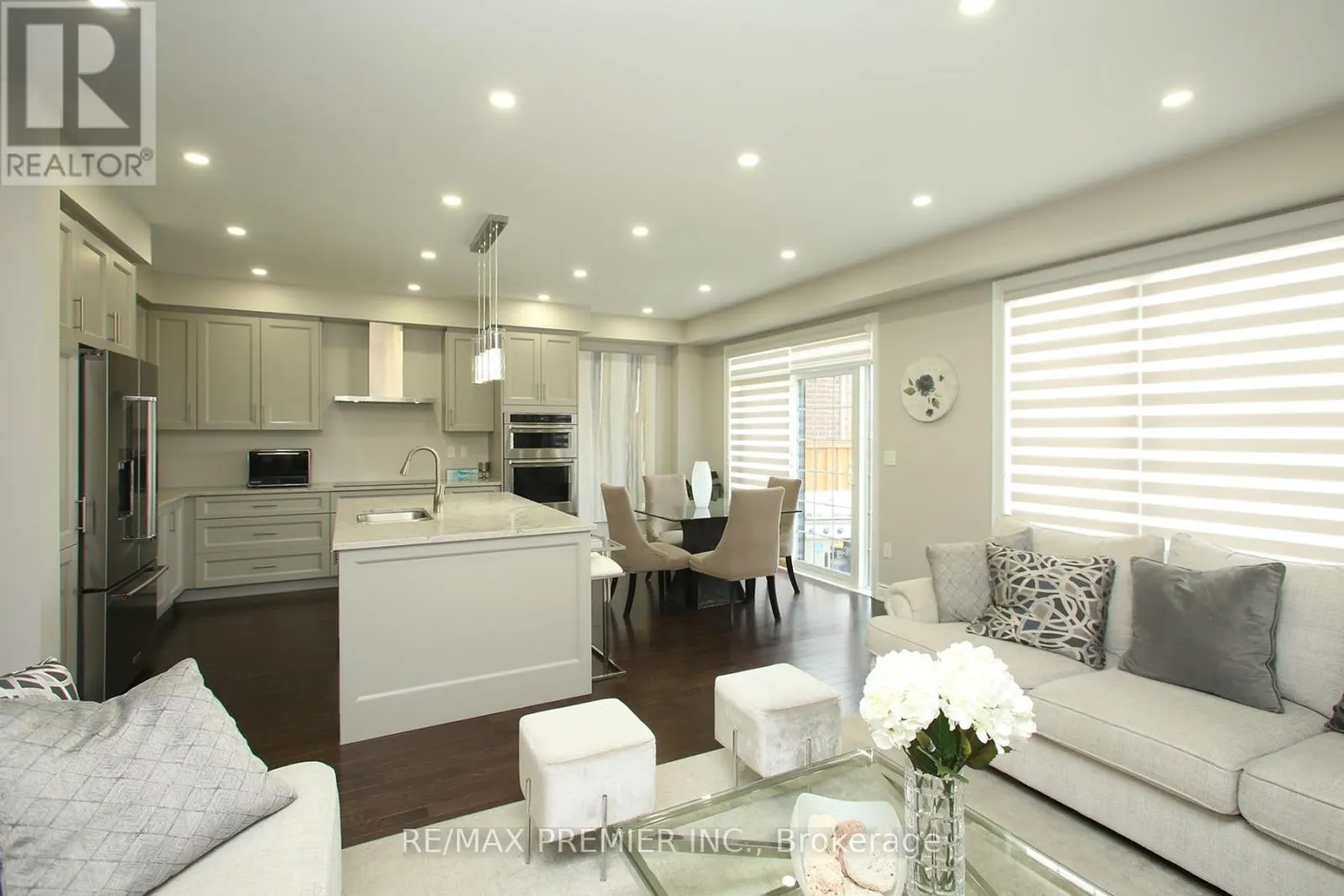 11 TWILLEY ROAD