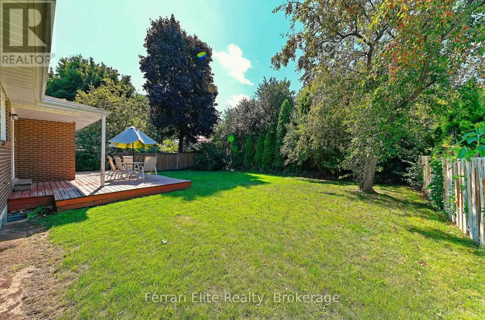 2406 RAVENSTHORPE CRESCENT